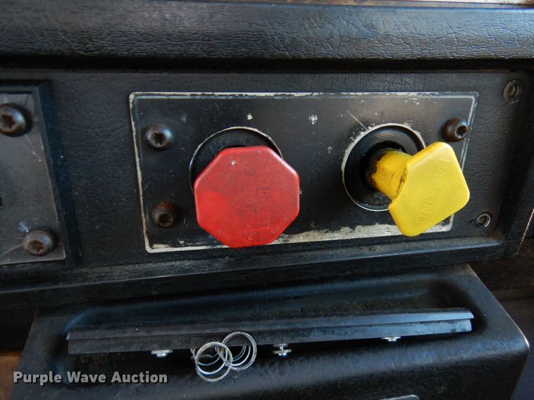 image for item HX9552 Kenworth  tank truck