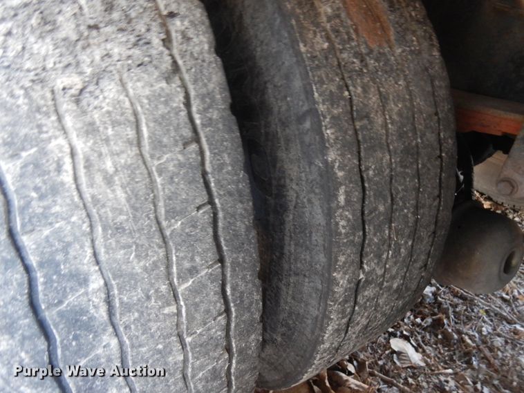 image for item HX9552 Kenworth  tank truck