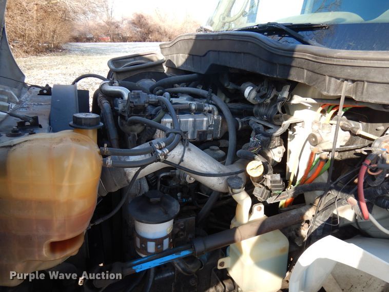 image for item HX9553 2008 International 4300  tank truck