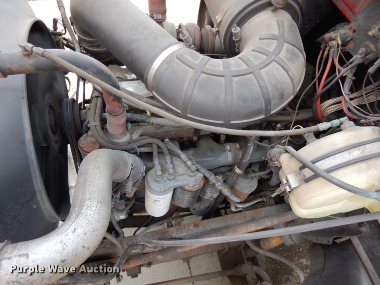 image for item HX9554 1996 Mack CH613  tank truck