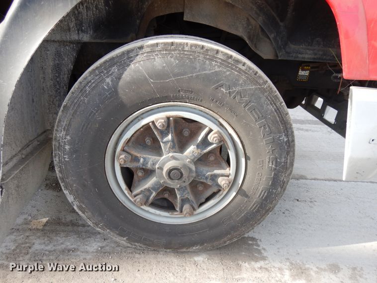 image for item HX9554 1996 Mack CH613  tank truck