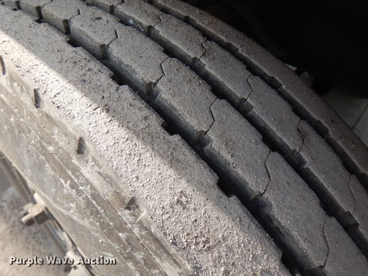 image for item HX9554 1996 Mack CH613  tank truck