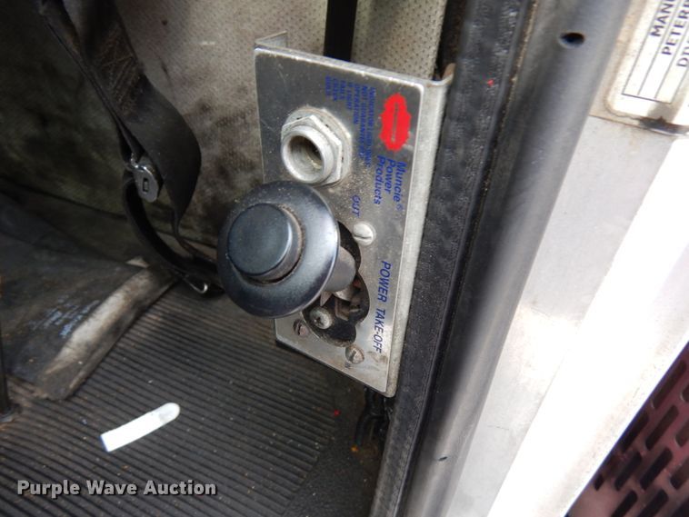 image for item HX9558 2001 Peterbilt 379  tank truck