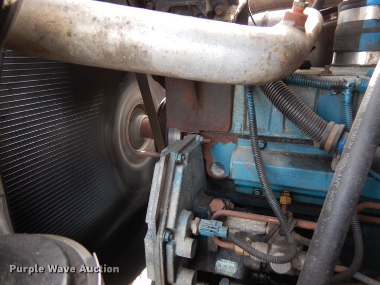 image for item HX9559 1998 International 8100  tank truck