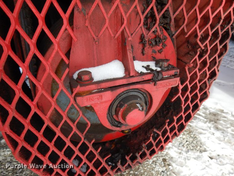 image for item HX9562 1997 Western Star 4800  vacuum truck