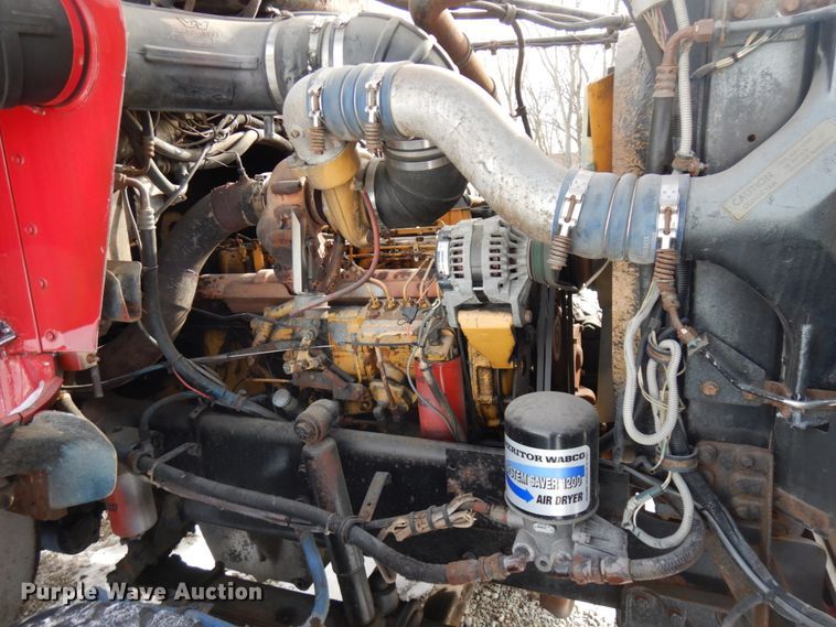 image for item HX9562 1997 Western Star 4800  vacuum truck