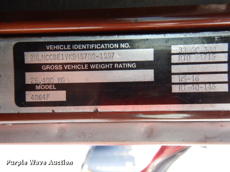 image for item HX9562 1997 Western Star 4800  vacuum truck