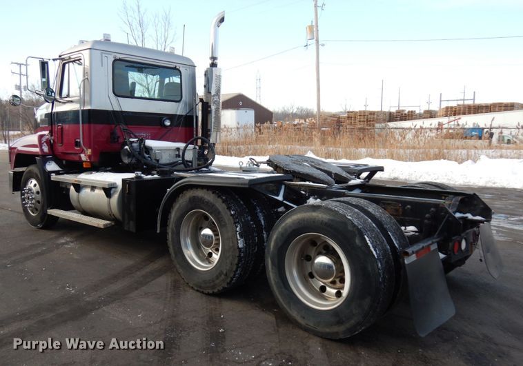 image for item HX9564 1998 Mack CH613  semi truck