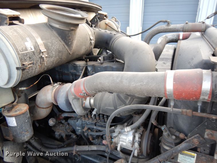 image for item HX9564 1998 Mack CH613  semi truck