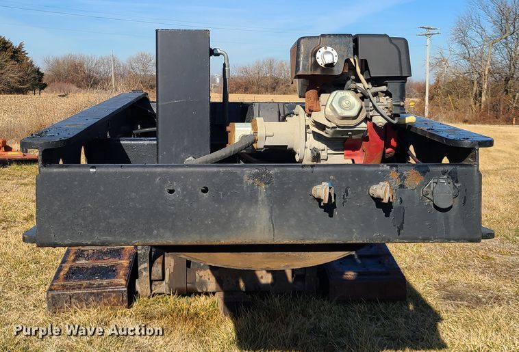 image for item IA9257 2000 Fontaine lowboy equipment trailer