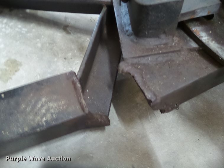 image for item DA7059 7'6"W skid steer snow plow