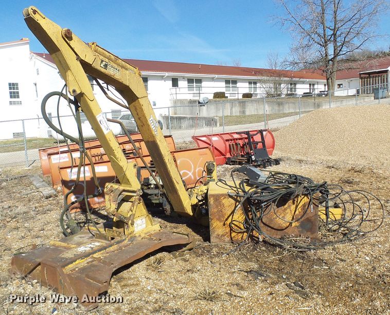 image for item DC2752 Tiger side rotary mower