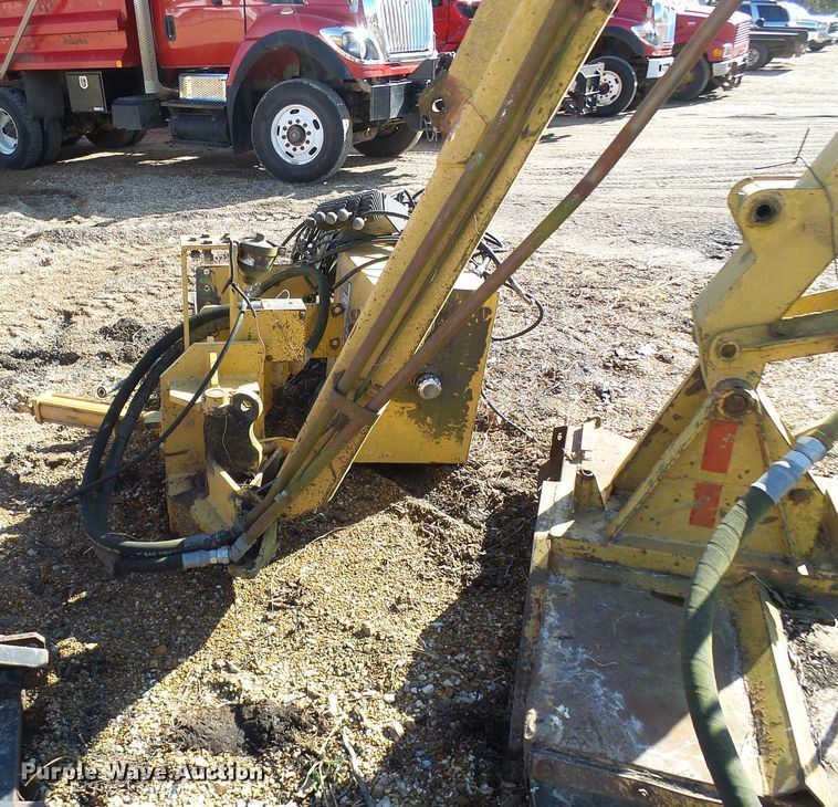 image for item DC2752 Tiger side rotary mower