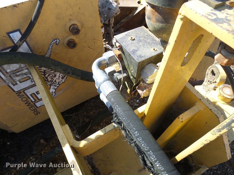 image for item DC2752 Tiger side rotary mower