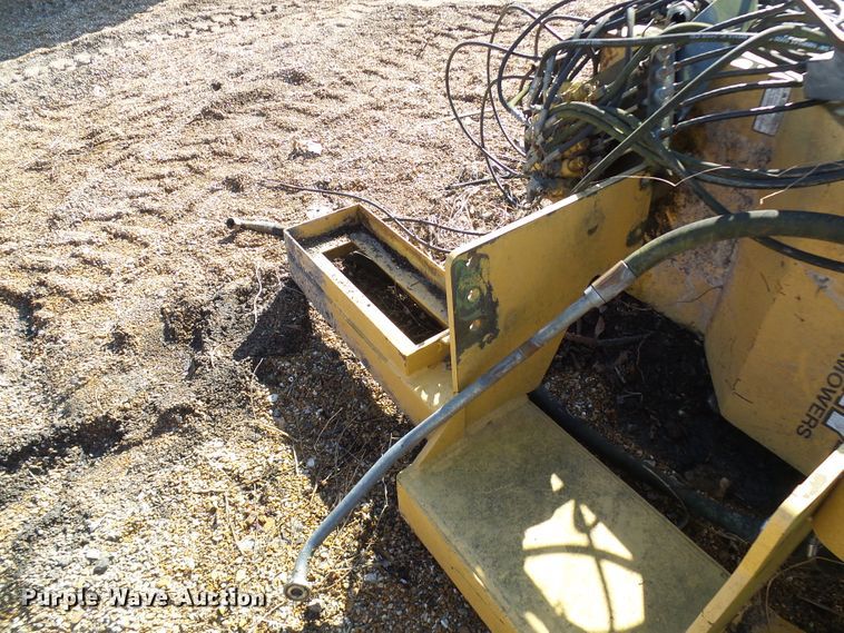 image for item DC2752 Tiger side rotary mower