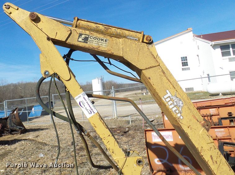 image for item DC2752 Tiger side rotary mower