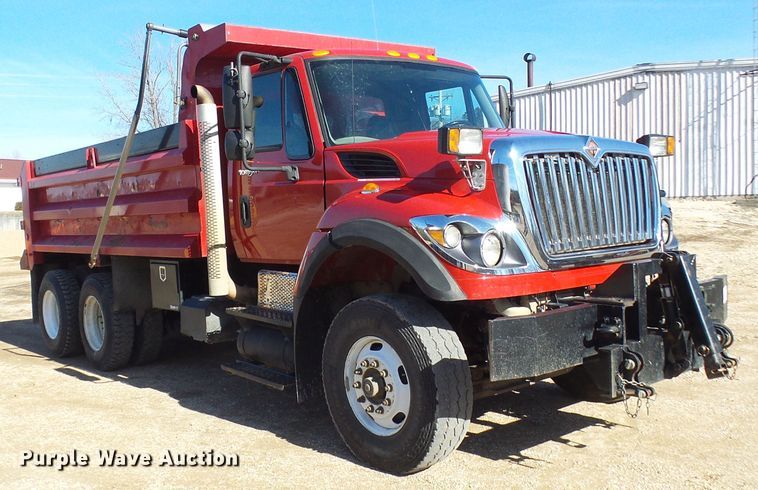 image for item DC2753 2014 International 7500  dump truck