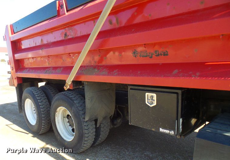 image for item DC2753 2014 International 7500  dump truck