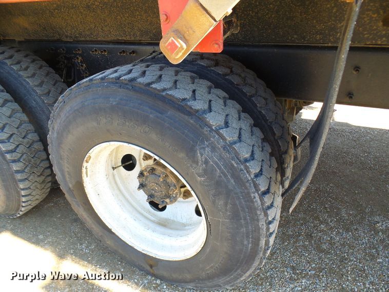 image for item DC2753 2014 International 7500  dump truck