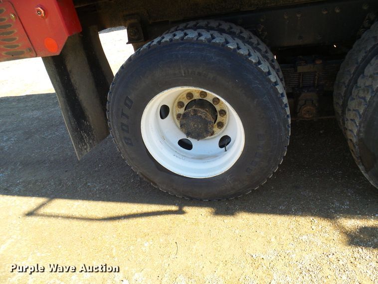 image for item DC2753 2014 International 7500  dump truck