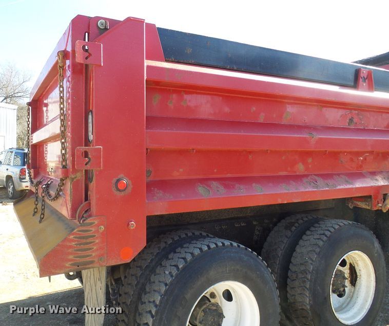 image for item DC2753 2014 International 7500  dump truck
