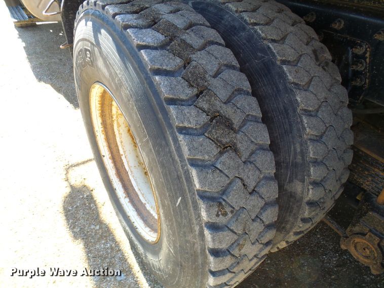 image for item DC2753 2014 International 7500  dump truck