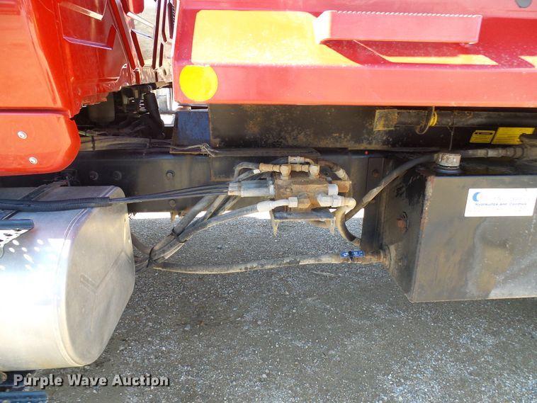 image for item DC2753 2014 International 7500  dump truck