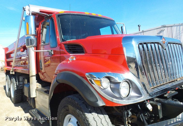 image for item DC2754 2018 International 7500  dump truck