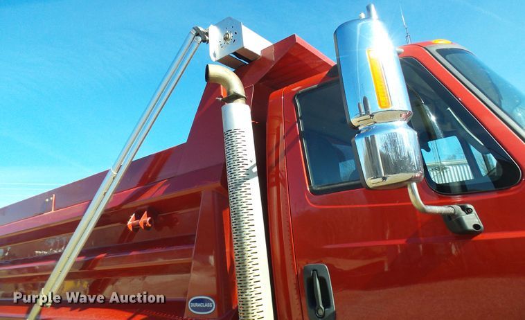 image for item DC2754 2018 International 7500  dump truck