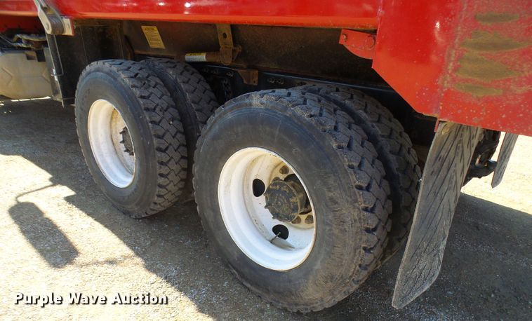 image for item DC2754 2018 International 7500  dump truck