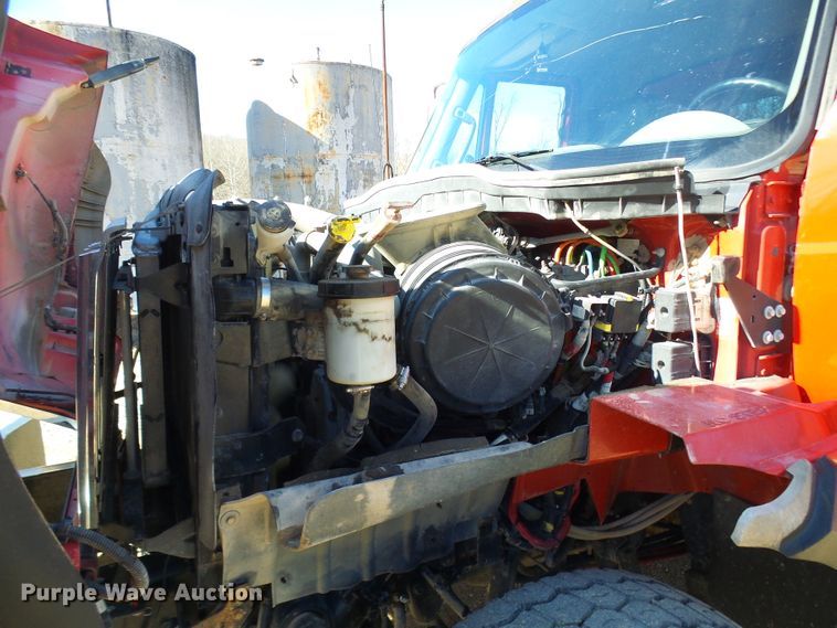 image for item DC2754 2018 International 7500  dump truck