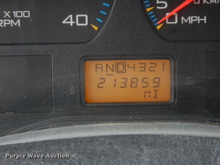 image for item DF6373 2006 International 7400  dump truck