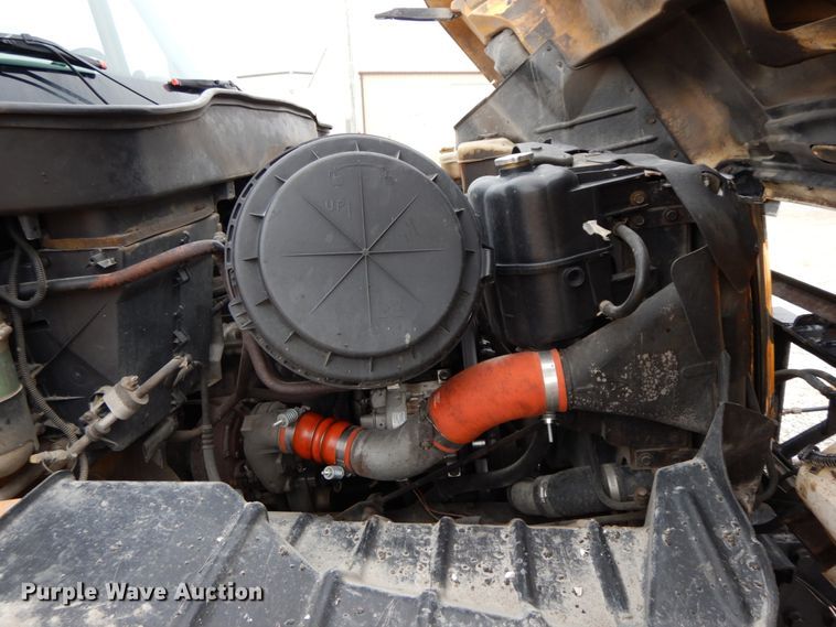 image for item DF6373 2006 International 7400  dump truck