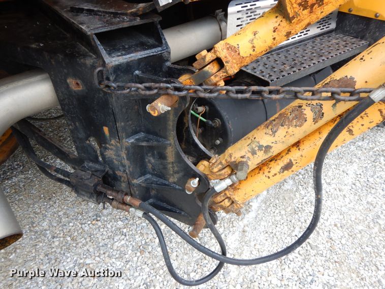 image for item DF6373 2006 International 7400  dump truck