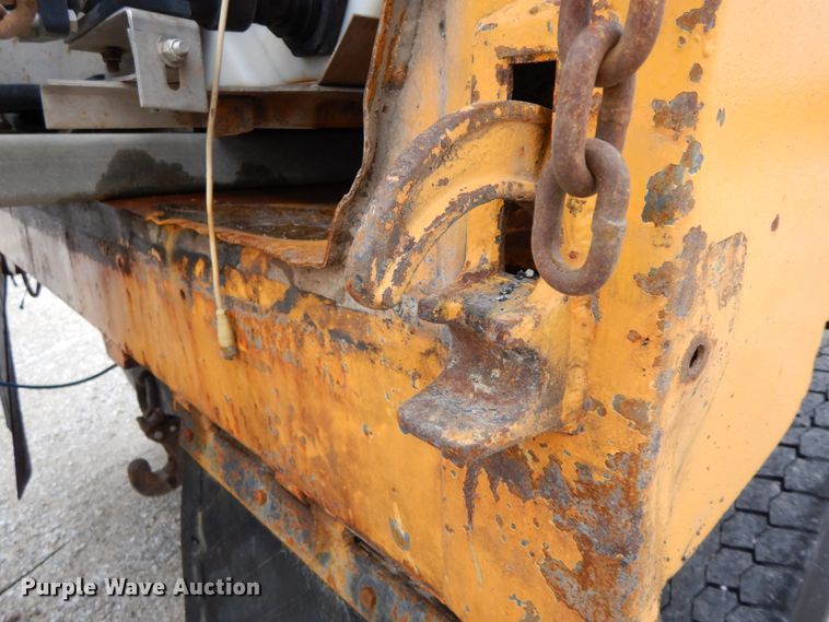 image for item DF6373 2006 International 7400  dump truck