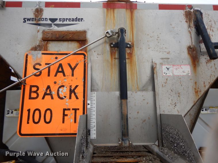 image for item DF6373 2006 International 7400  dump truck