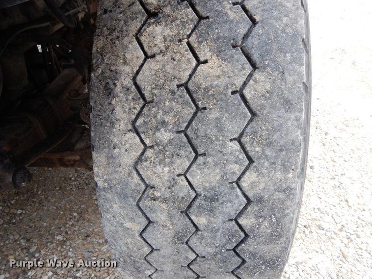 image for item DF6373 2006 International 7400  dump truck