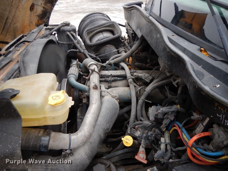 image for item DF6374 2006 International 7400  dump truck