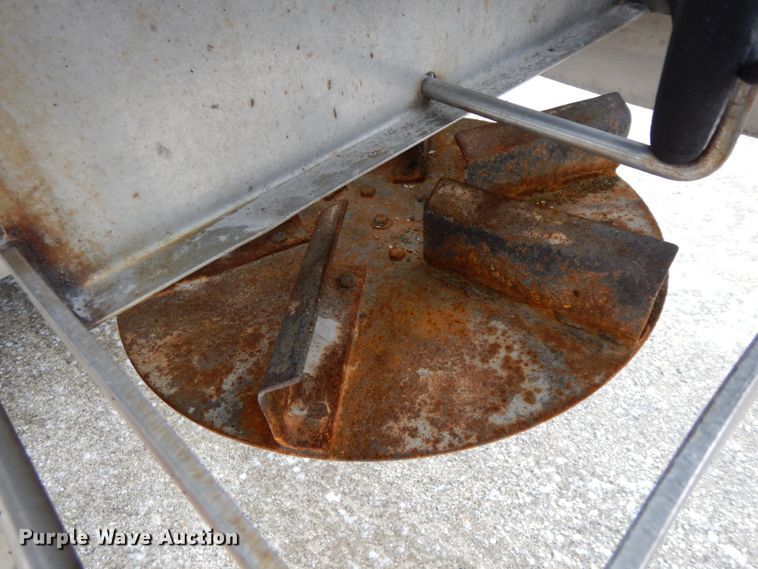 image for item DF6374 2006 International 7400  dump truck