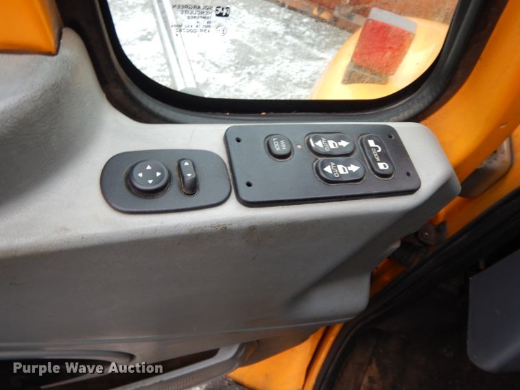 image for item DF6375 2006 International 7400  dump truck