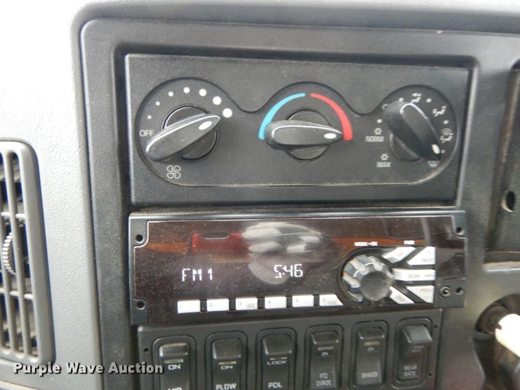 image for item DF6375 2006 International 7400  dump truck