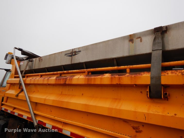 image for item DF6375 2006 International 7400  dump truck