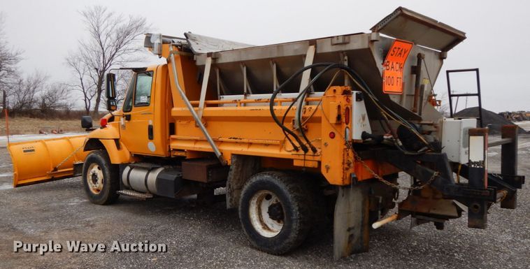 image for item DF6378 2006 International 7400  dump truck
