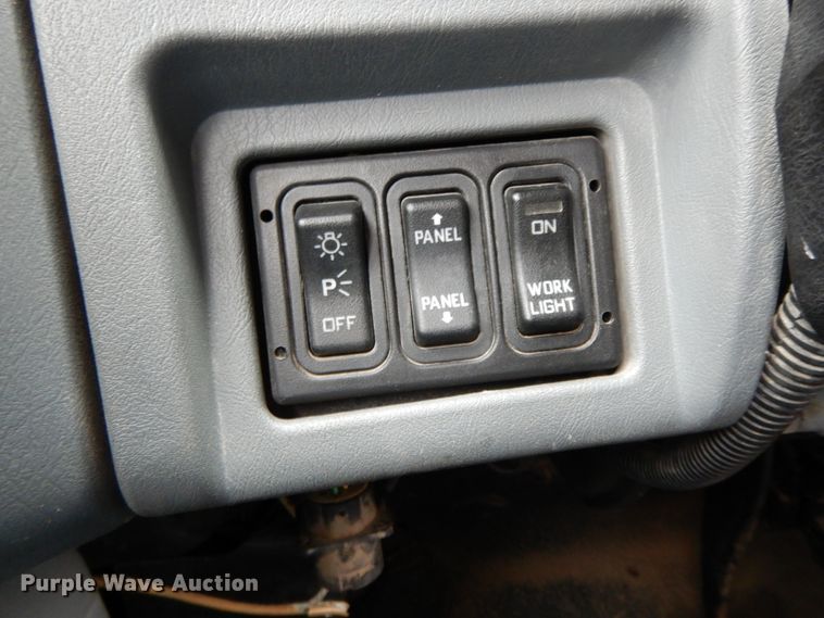 image for item DF6378 2006 International 7400  dump truck