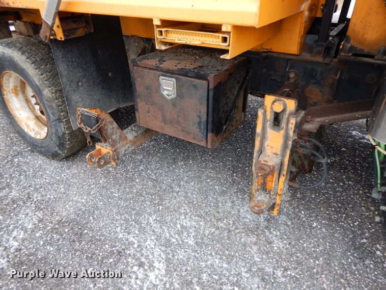 image for item DF6378 2006 International 7400  dump truck