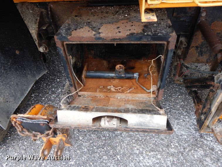 image for item DF6378 2006 International 7400  dump truck