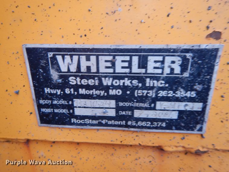 image for item DF6378 2006 International 7400  dump truck