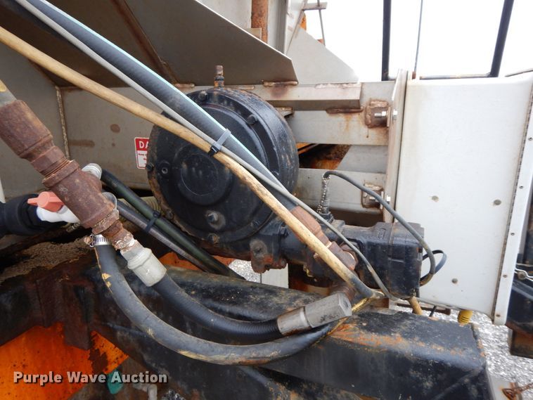 image for item DF6378 2006 International 7400  dump truck