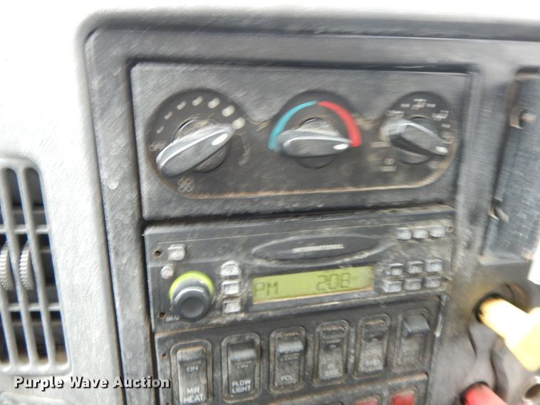 image for item DF6379 2006 International 7500  dump truck