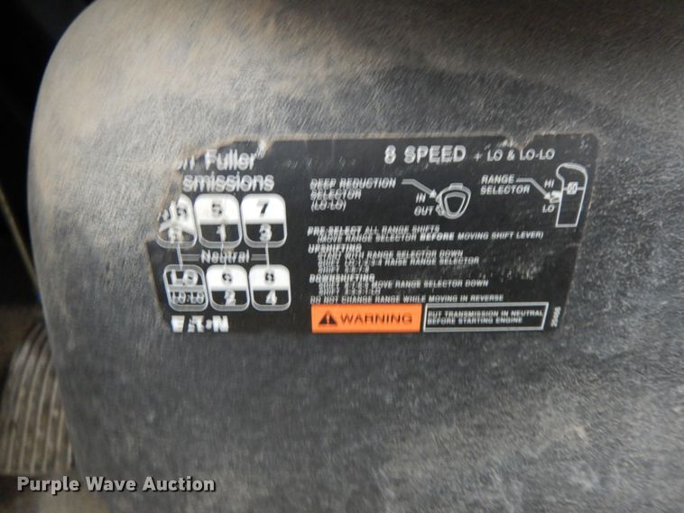 image for item DF6379 2006 International 7500  dump truck